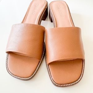 Madewell leather open-toe mules in Desert Mule size 8-1/2